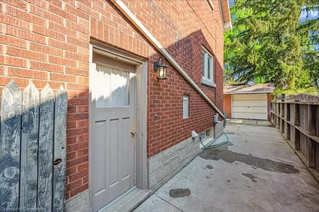Additional property image - 44 Highland Rd