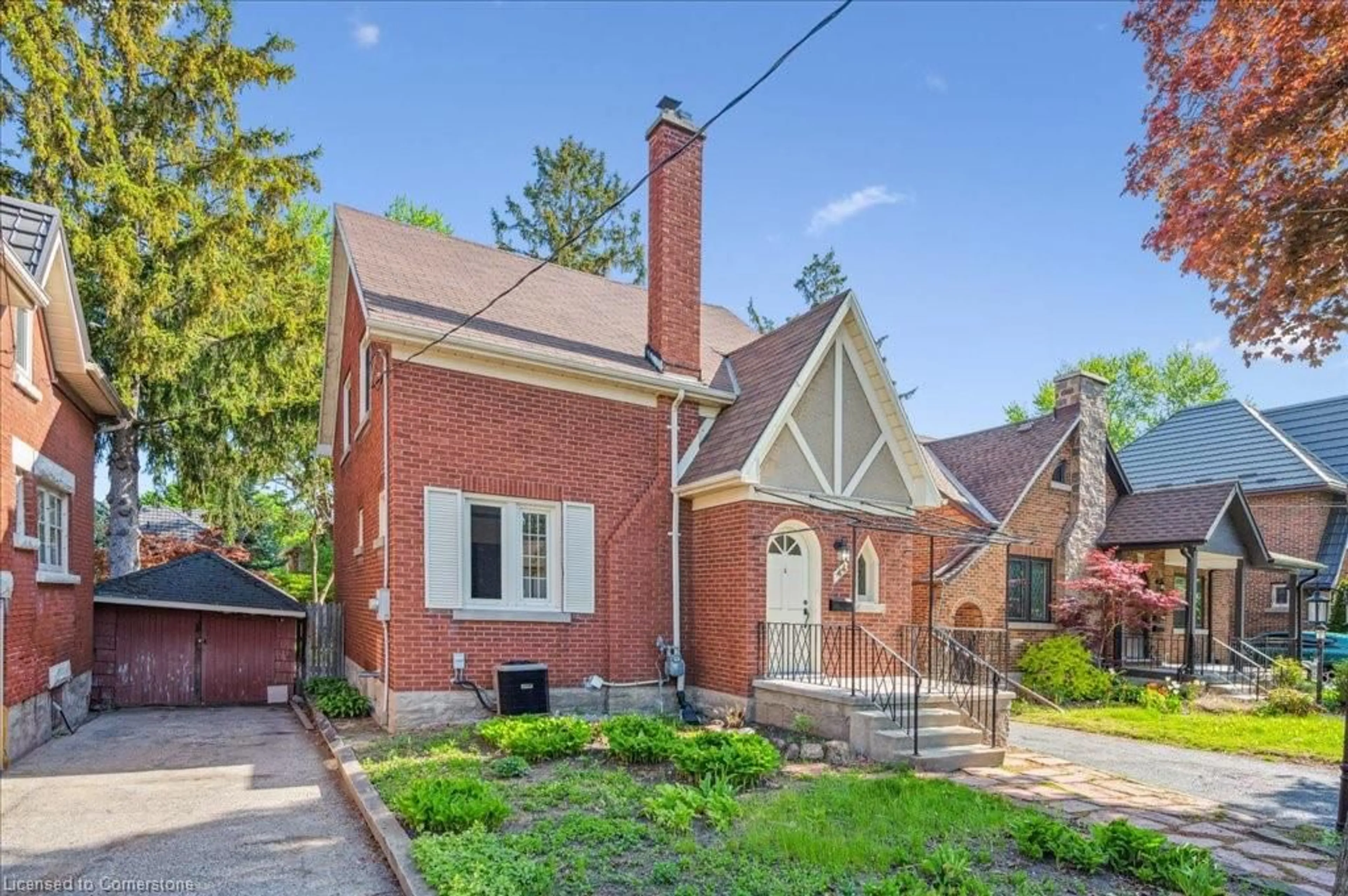 Home with brick exterior material, street for 44 Highland Rd, Kitchener Ontario N2M 3B5
