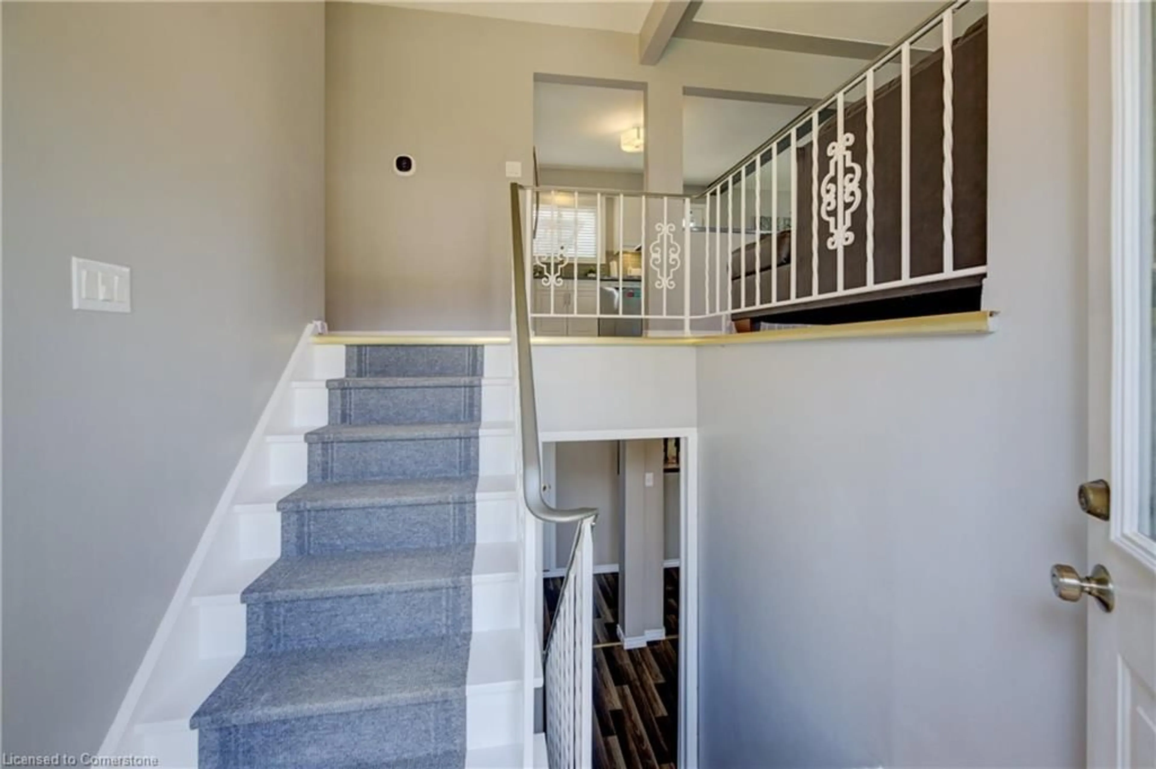 Stairs for 669 Highpoint Ave, Waterloo Ontario N2L 4Z4