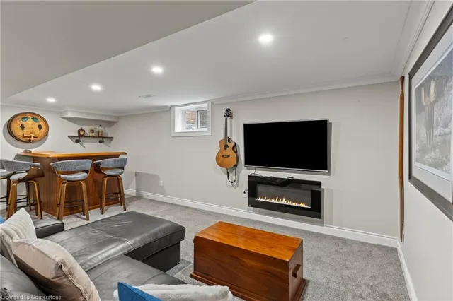 Additional property image - 169 Huxley Ave