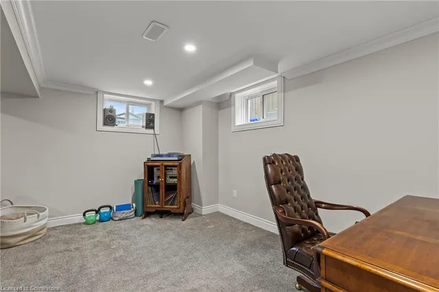 Additional property image - 169 Huxley Ave
