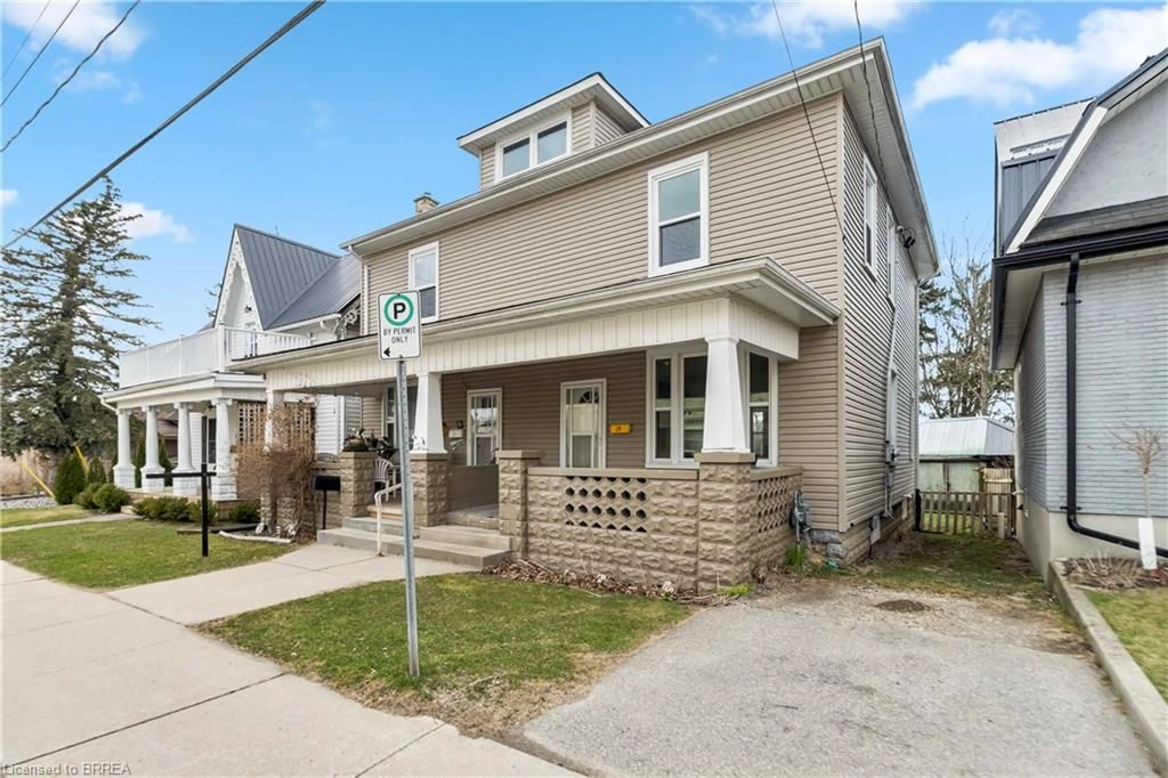 Home with brick exterior material, street for 29/31 London St, Tillsonburg Ontario N4G 2K9