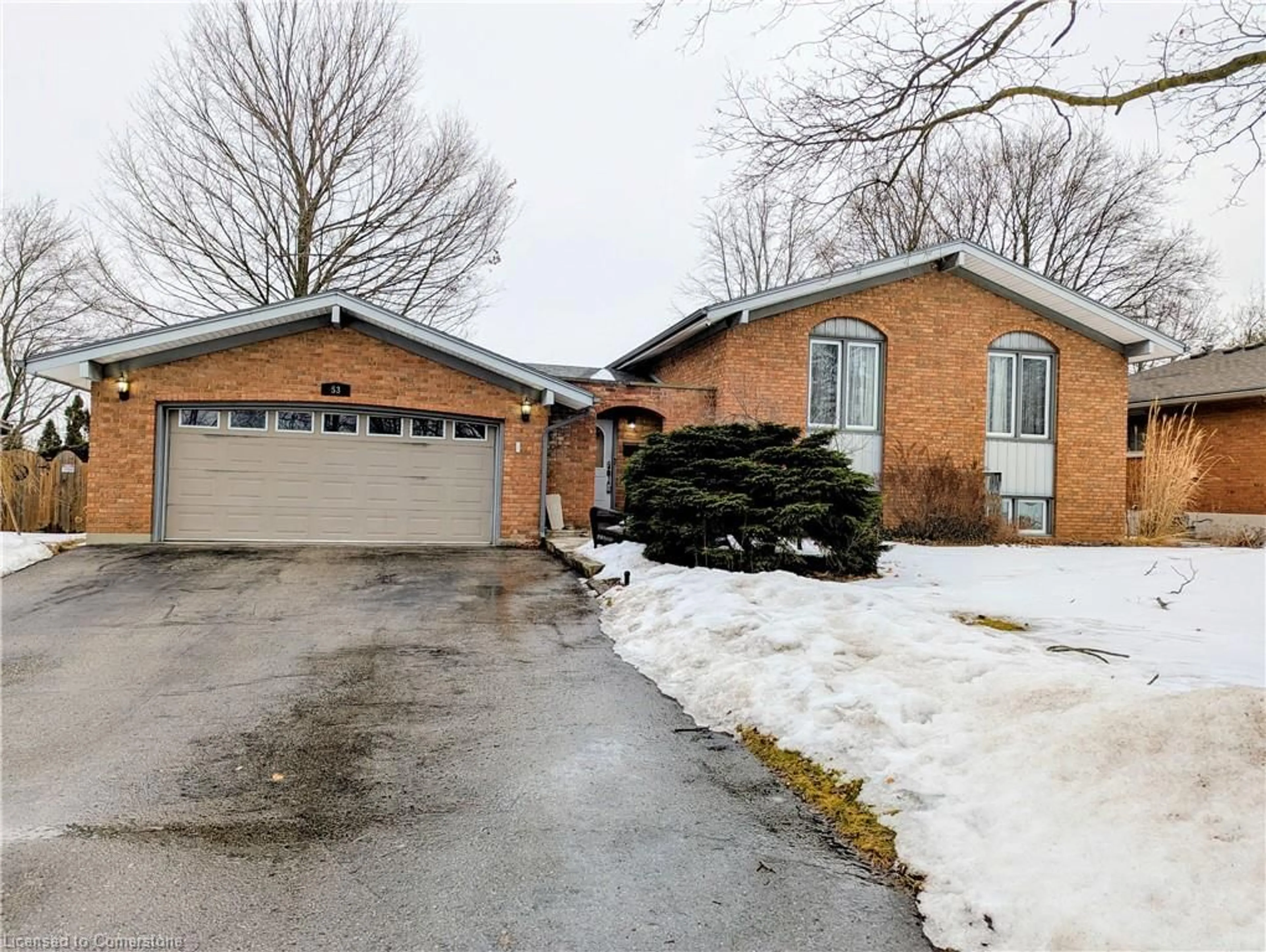 Home with brick exterior material, street for 53 Berkley Cres, Simcoe Ontario N3Y 4M7