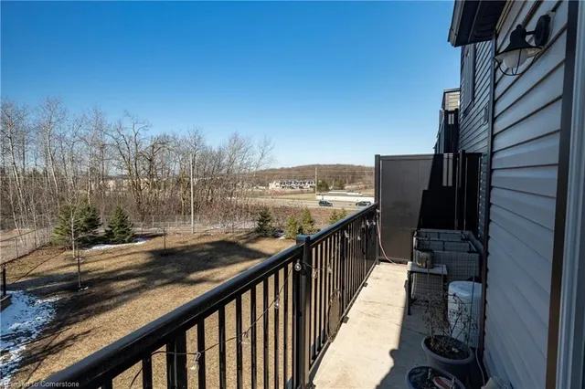 Additional property image - 1989 Ottawa St Unit 63D