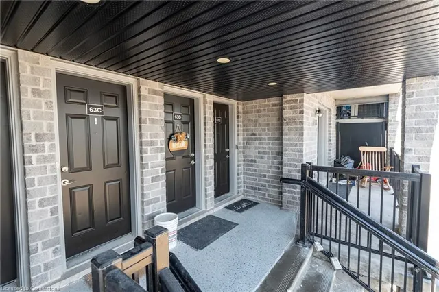 Additional property image - 1989 Ottawa St Unit 63D