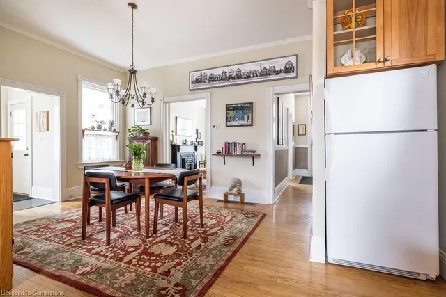 Additional image 38 of 62 Locke St