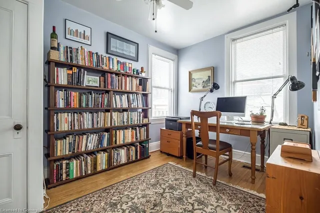 Additional image 32 of 62 Locke St