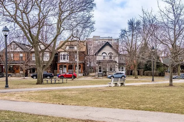 Additional image 46 of 62 Locke St
