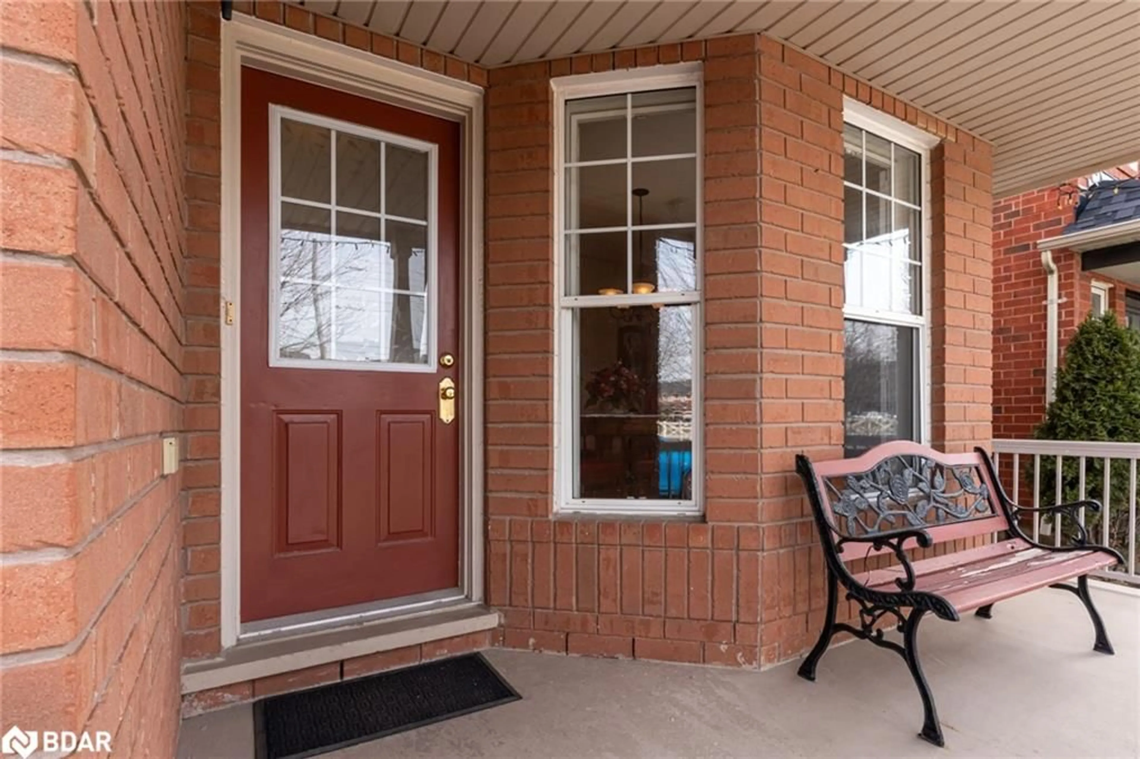 Indoor entryway for 1063 Wallbrook Cres, Milton Ontario L9T 5W4