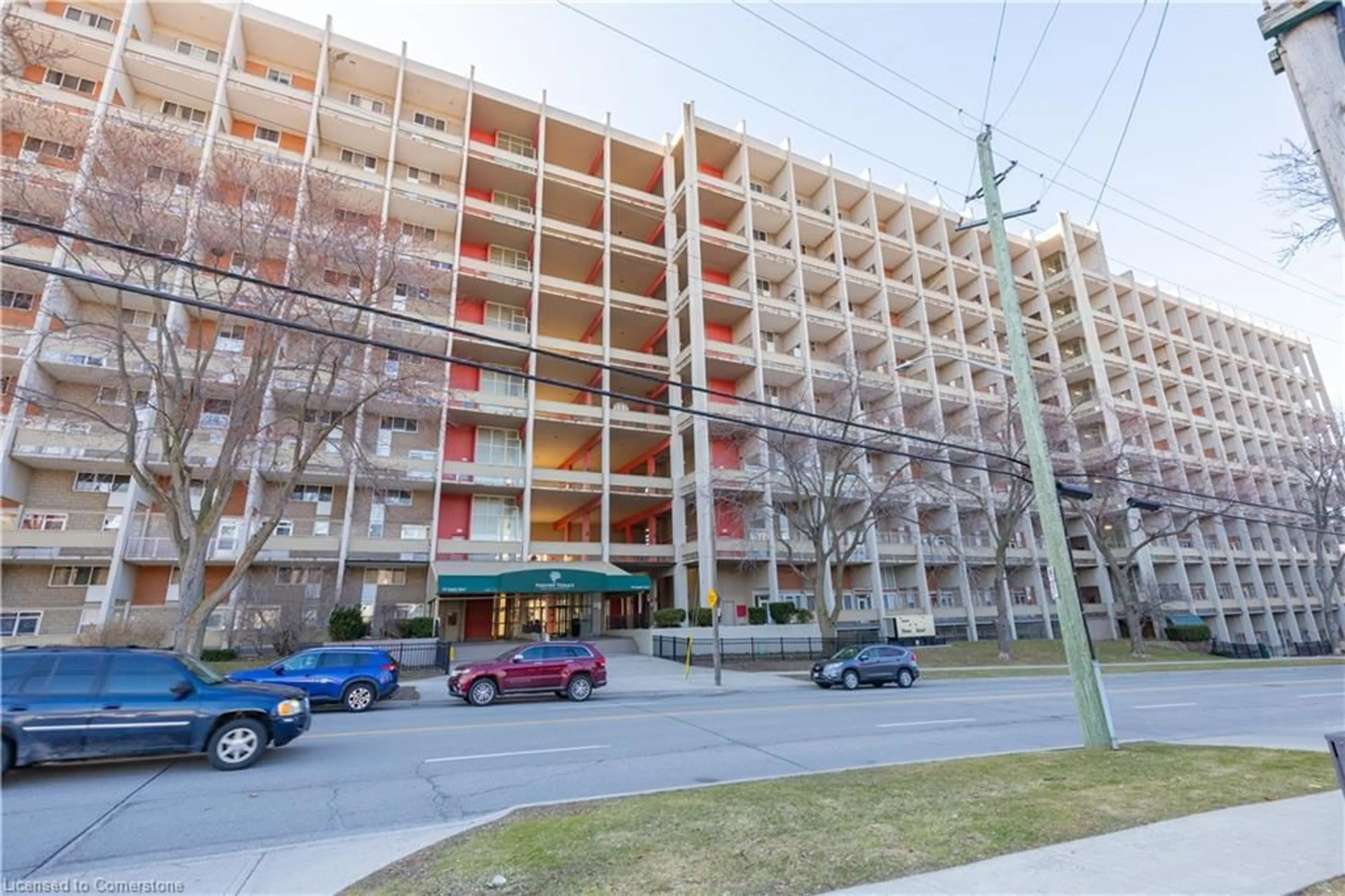 Patio, building for 350 Quigley Rd #523, Hamilton Ontario L8K 5N2