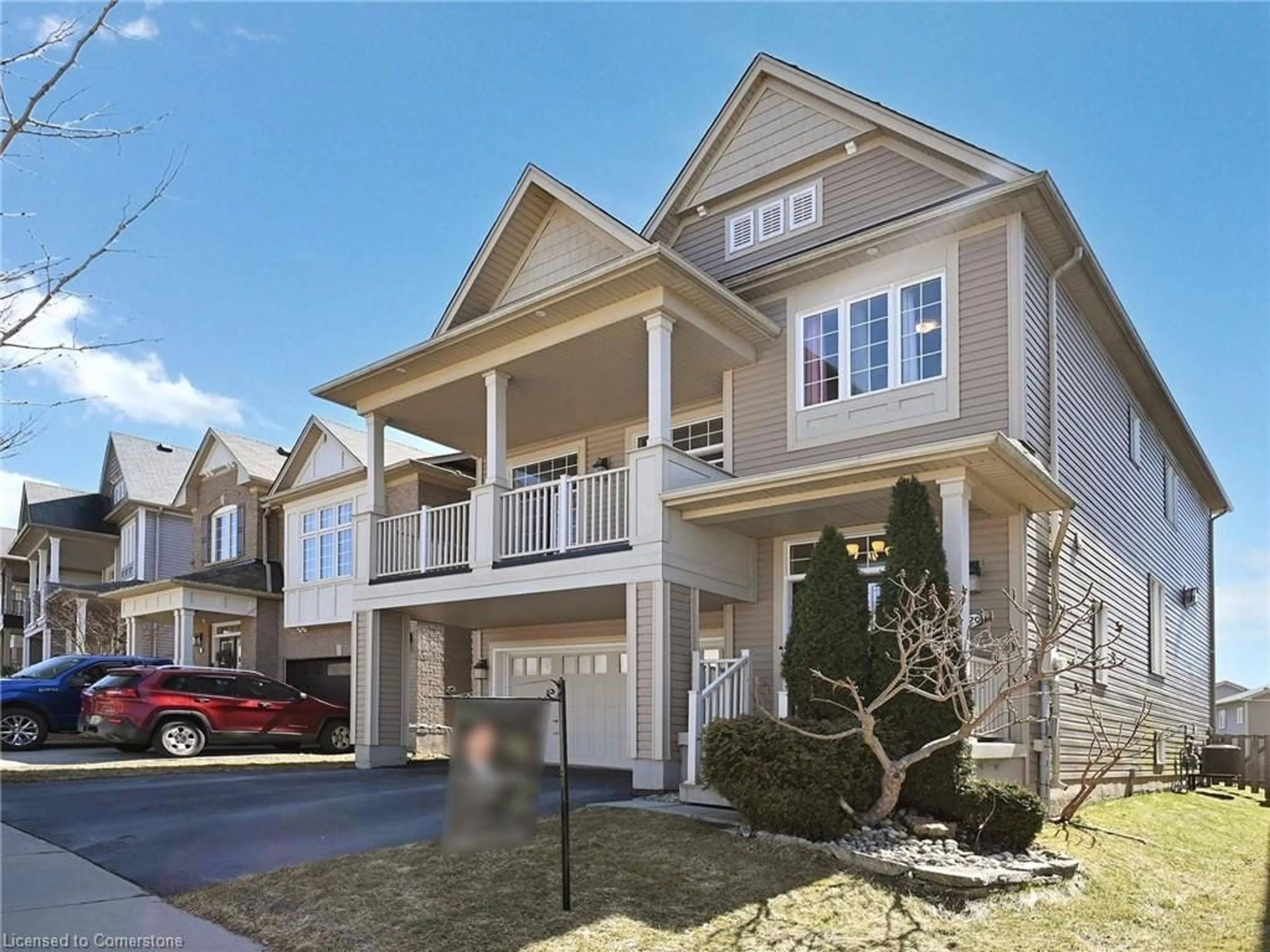 Home with vinyl exterior material, street for 20 Lambert Cres, Brantford Ontario N3T 0E5