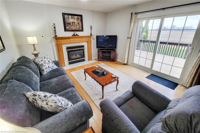 Additional property image - 251 Alderlea Ave