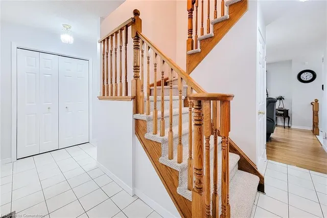 Additional property image - 251 Alderlea Ave
