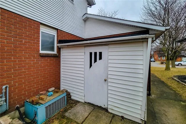 Additional property image - 251 Alderlea Ave