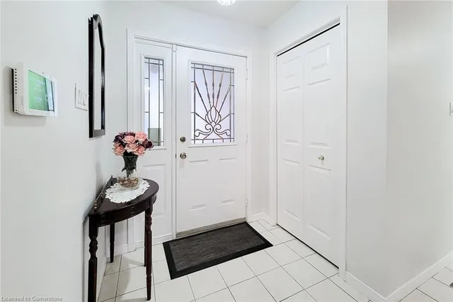 Additional property image - 251 Alderlea Ave