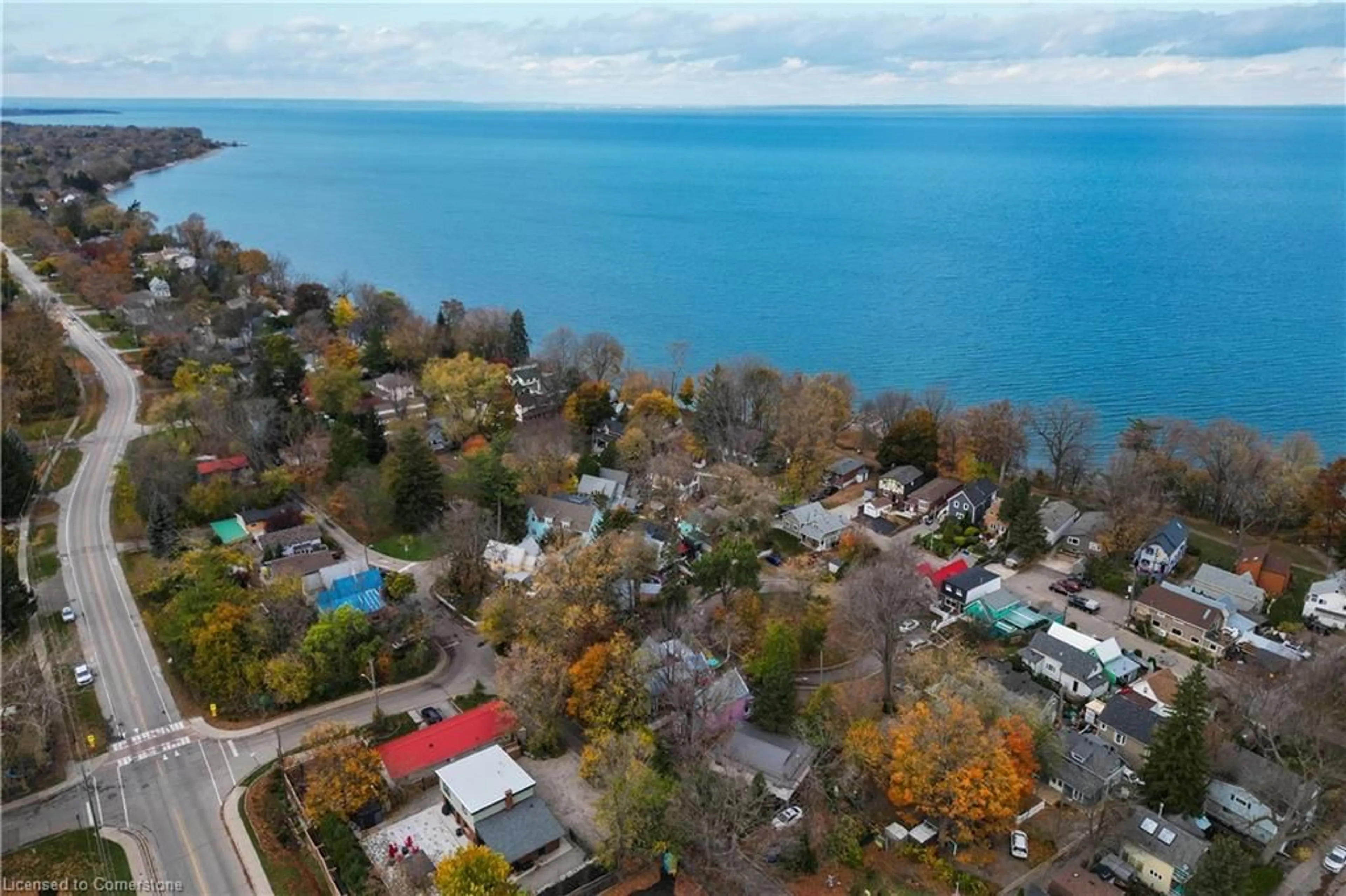 A pic from outside/outdoor area/front of a property/back of a property/a pic from drone, water/lake/river/ocean view for 26 Auditorium Cir, Grimsby Ontario L3M 2R5