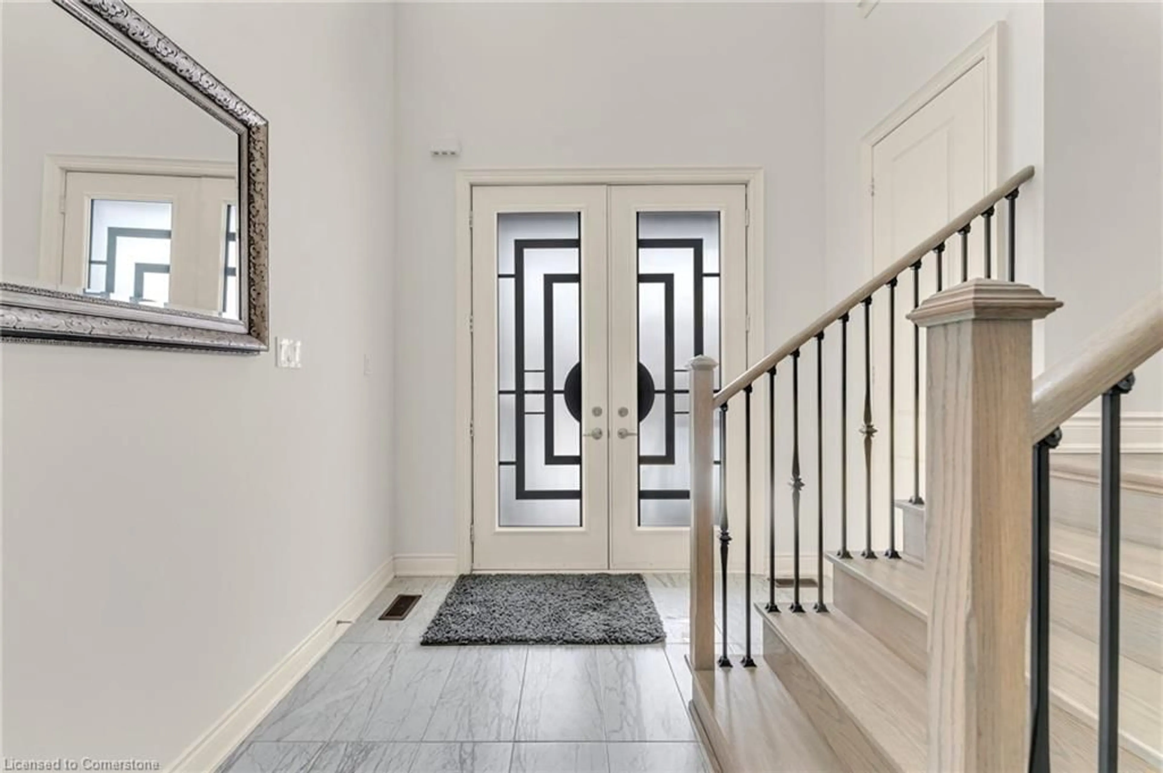 Indoor entryway for 101 Granite Ridge Trail Trail, Waterdown Ontario L8B 1Y6