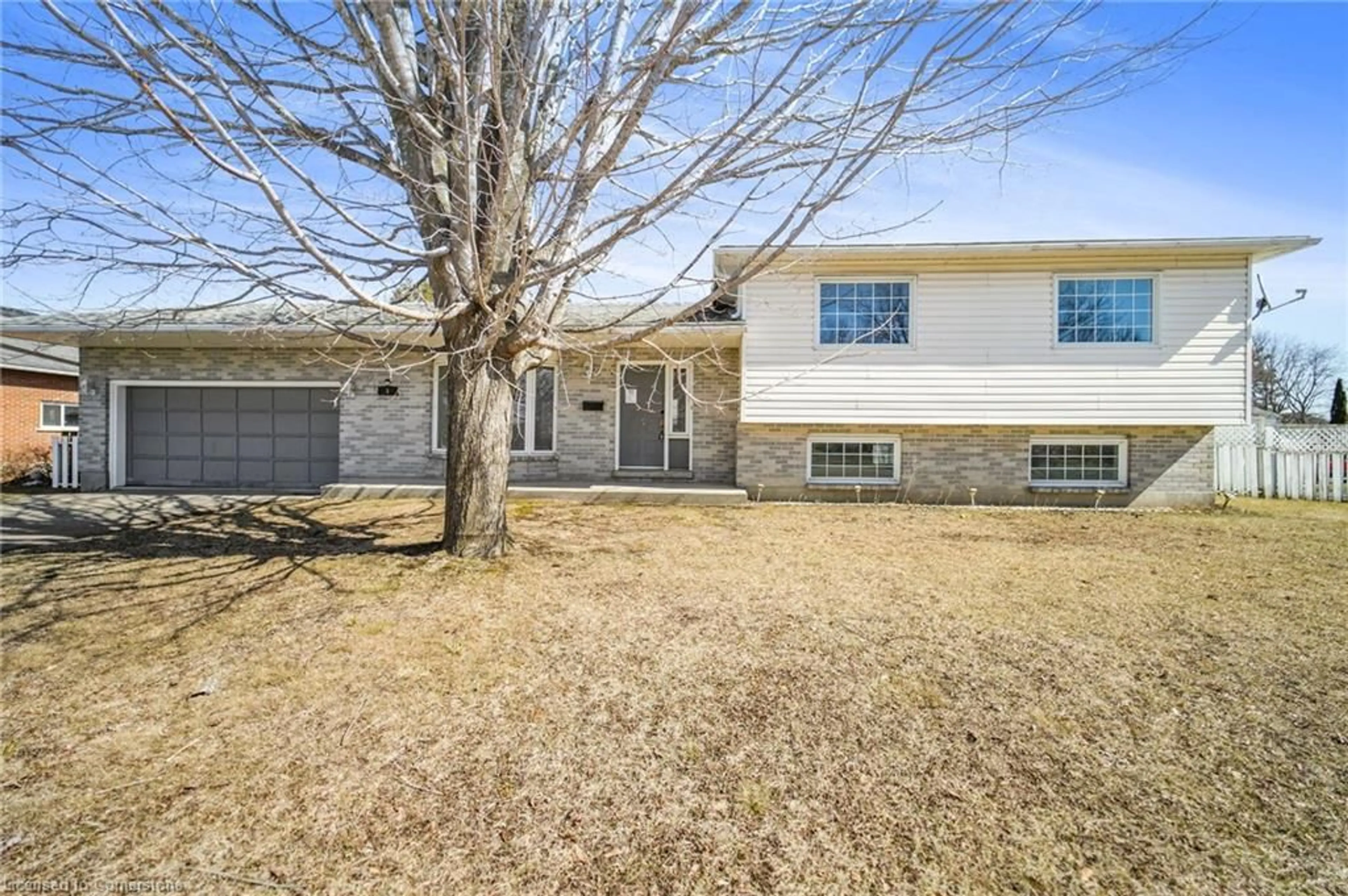 Unknown for 1 Scott Cres, Perth Ontario K7H 3J2