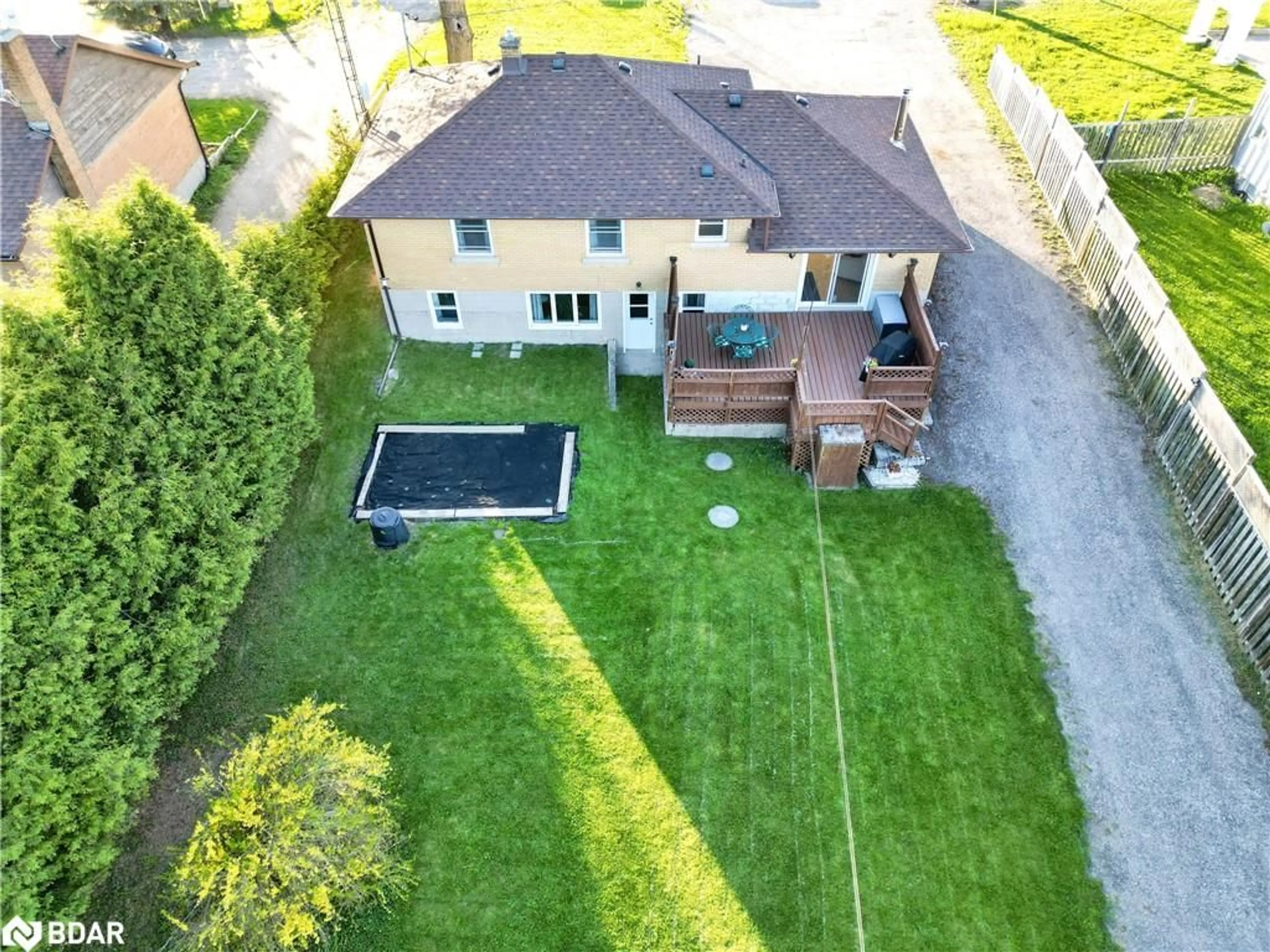A pic from outside/outdoor area/front of a property/back of a property/a pic from drone, street for 7011 Wellington Road 124, Guelph Ontario N1H 6J4