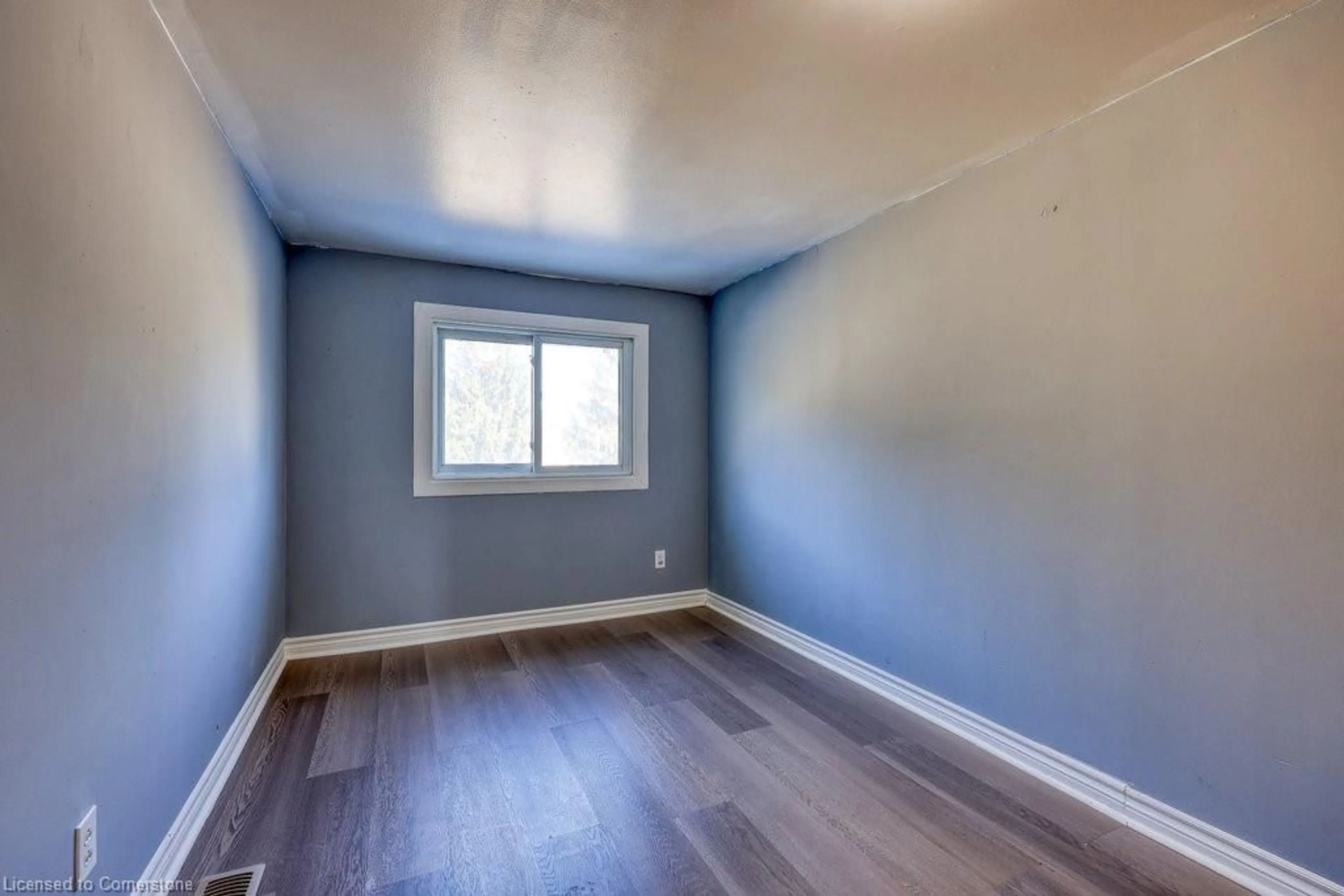 A pic of a room for 75 Springbank Ave #8, Woodstock Ontario N5S 7P7