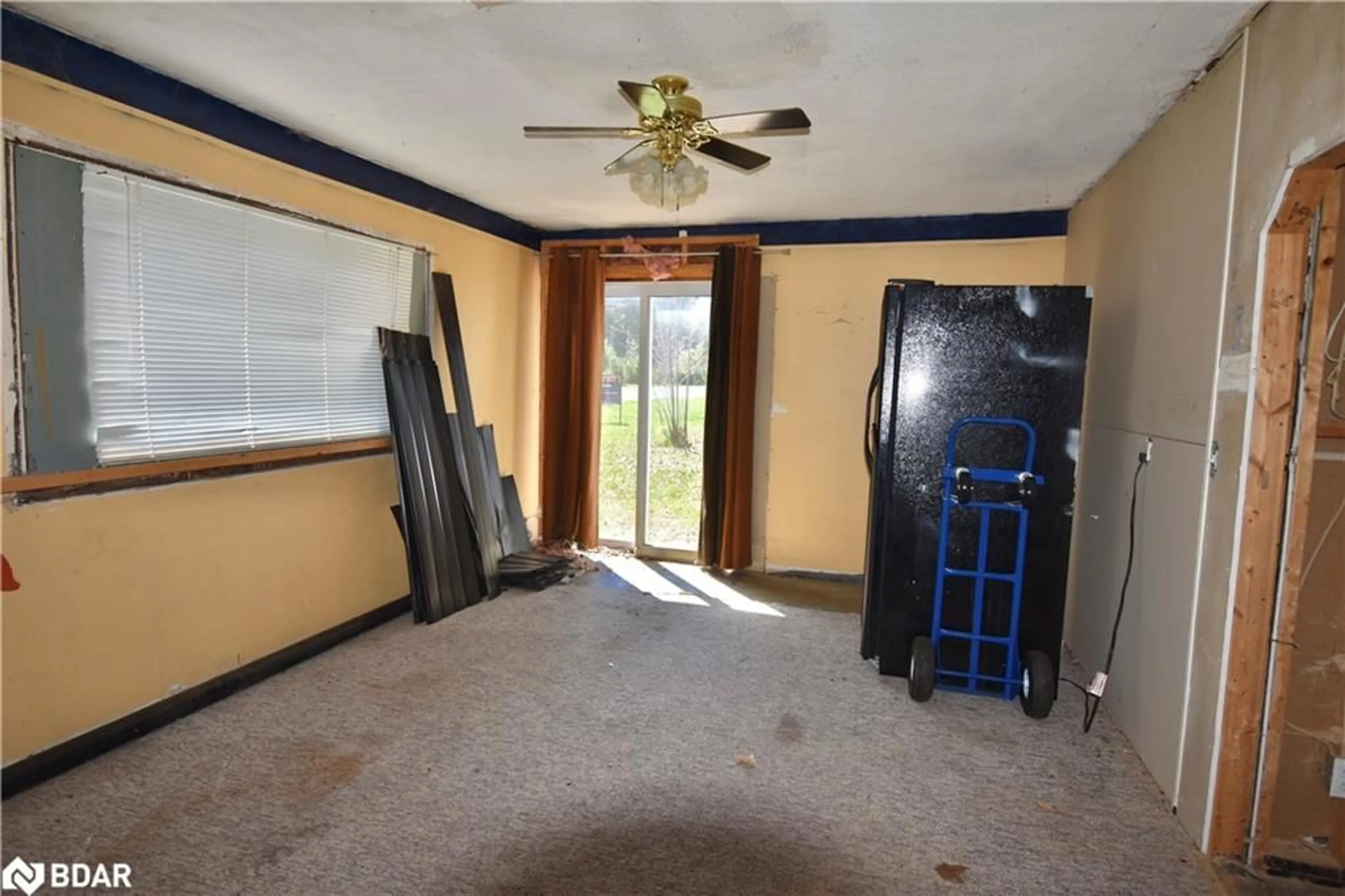 A pic of a room for 7216 County Road 13, Lisle Ontario L0M 1M0