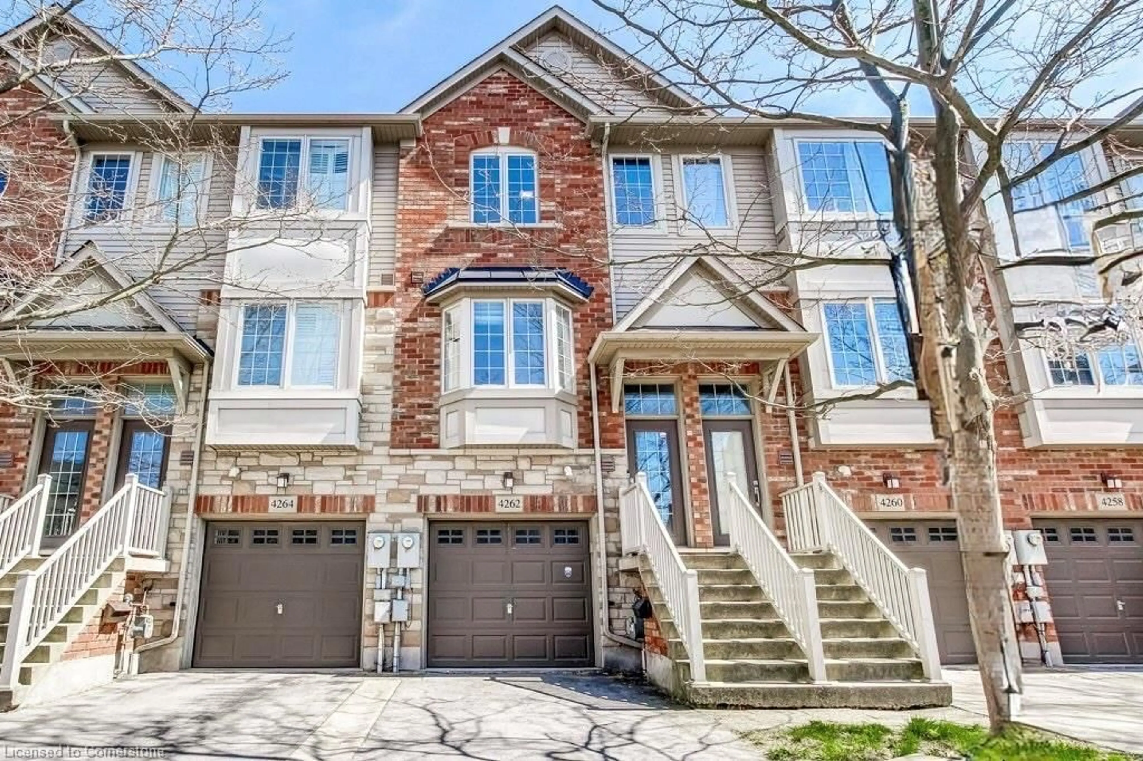 Home with brick exterior material, street for 4262 Ingram Common, Burlington Ontario L7L 0C4