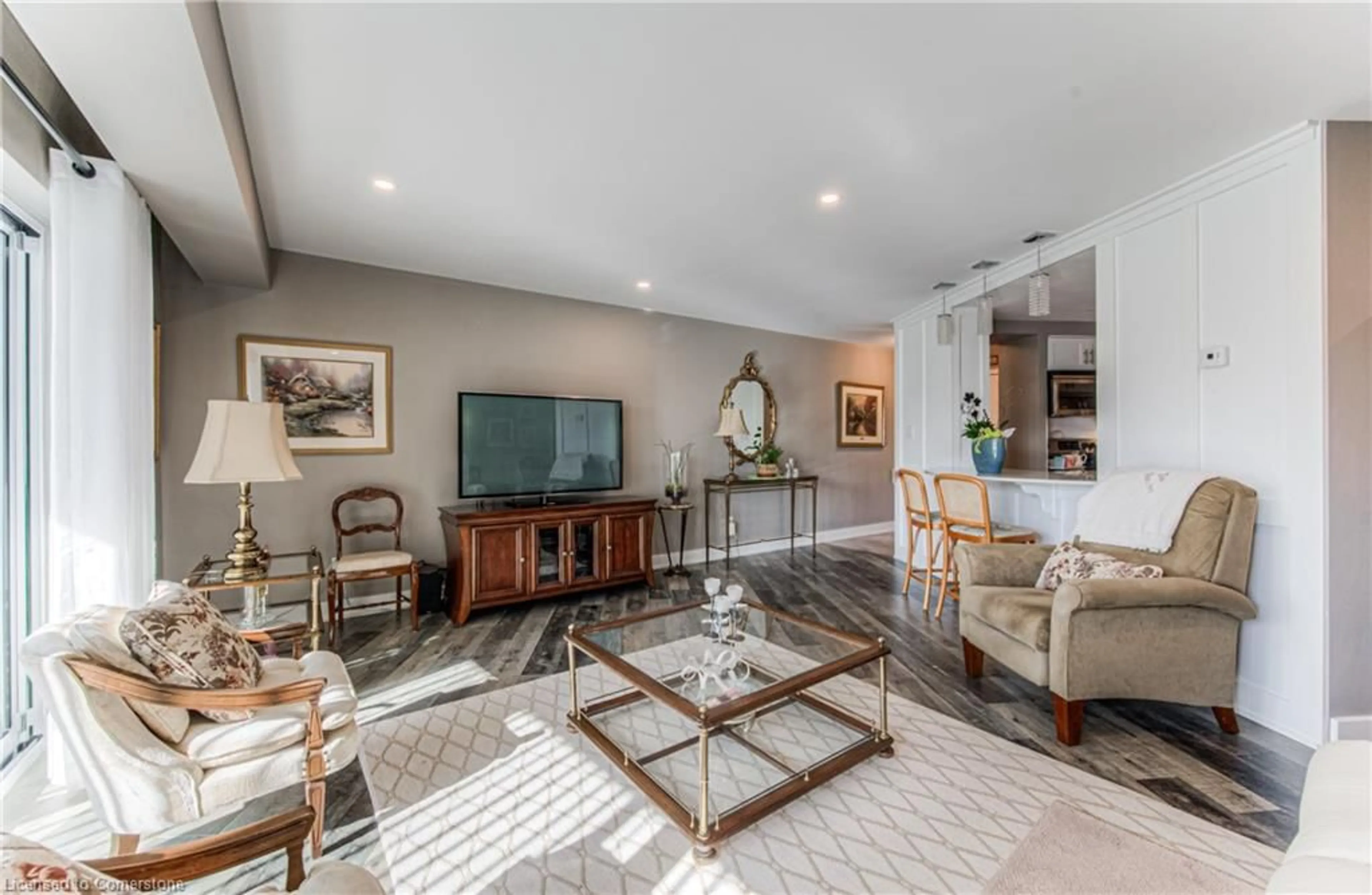 Living room with furniture, unknown for 250 Glenridge Dr #405, Waterloo Ontario N2J 4H8