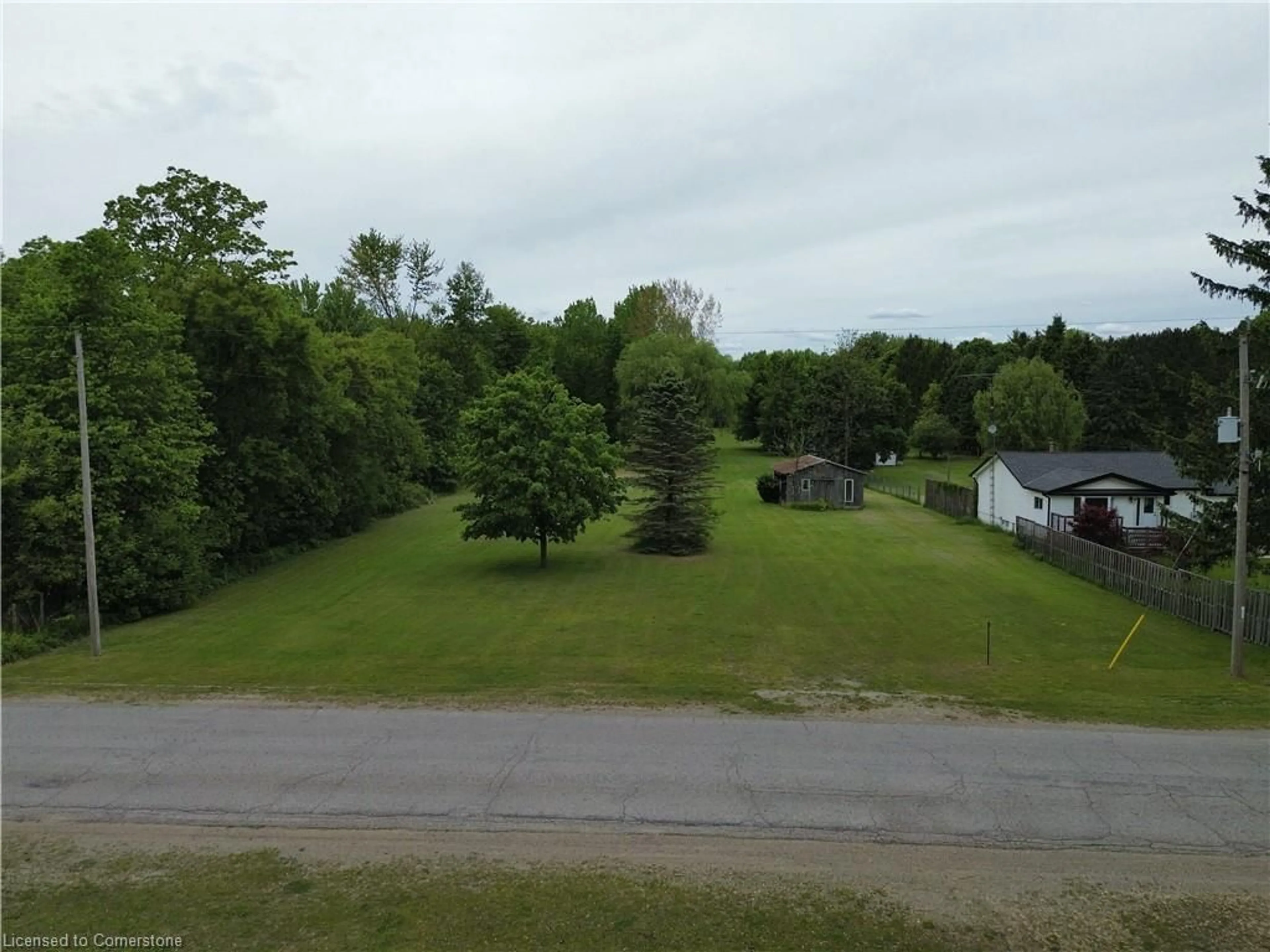 A pic from outside/outdoor area/front of a property/back of a property/a pic from drone, unknown for 871 Charlotteville 8 Rd, Simcoe Ontario N3Y 4K5