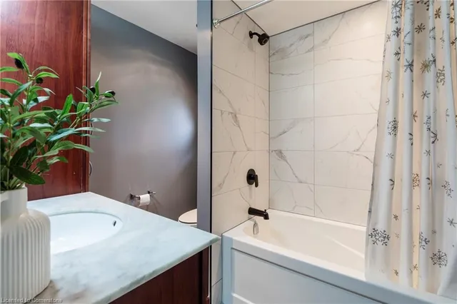 Additional property image - 2 Melody Crt