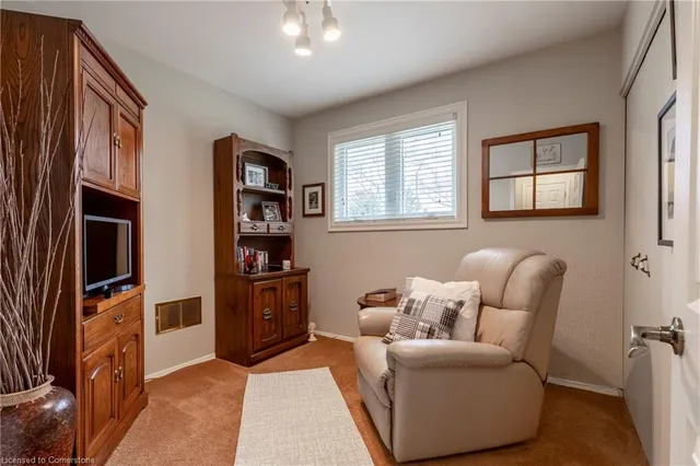Additional property image - 284 Greenbriar Rd