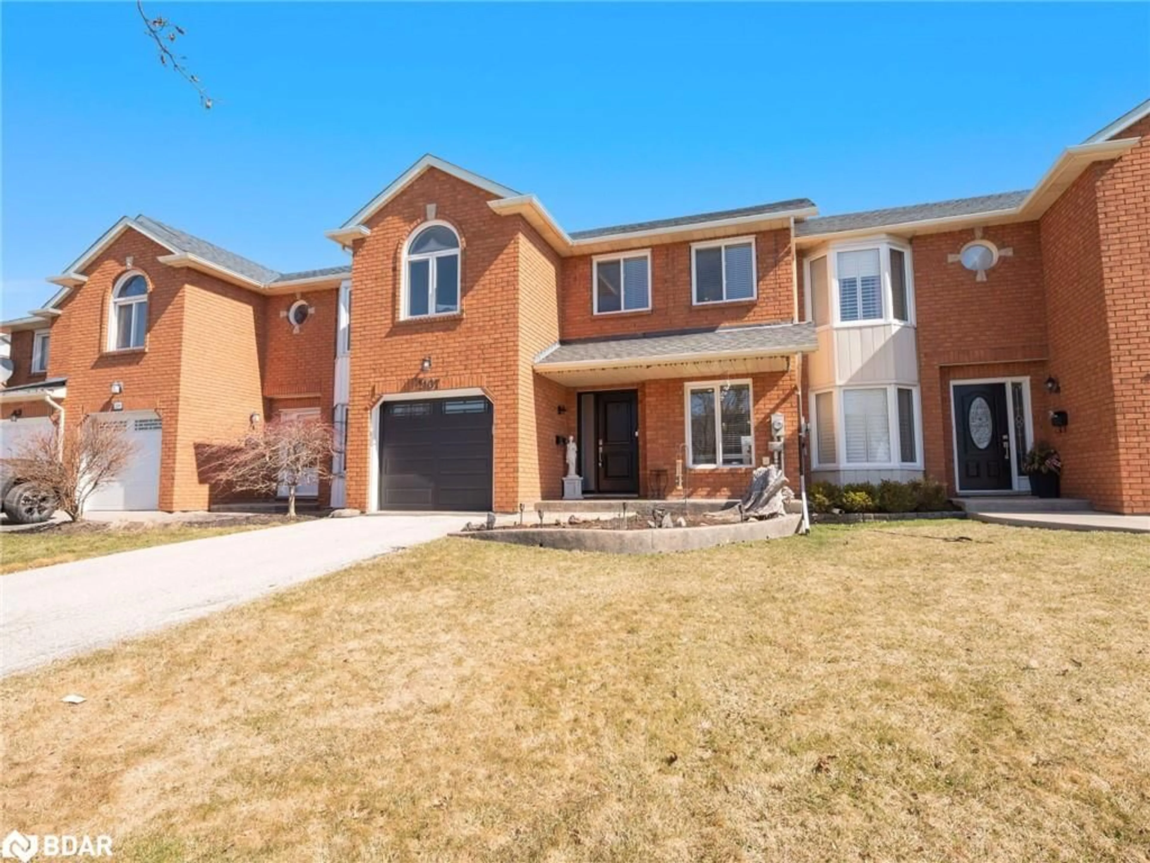 Home with brick exterior material, street for 2107 Chrisdon Rd, Burlington Ontario L7M 3S3