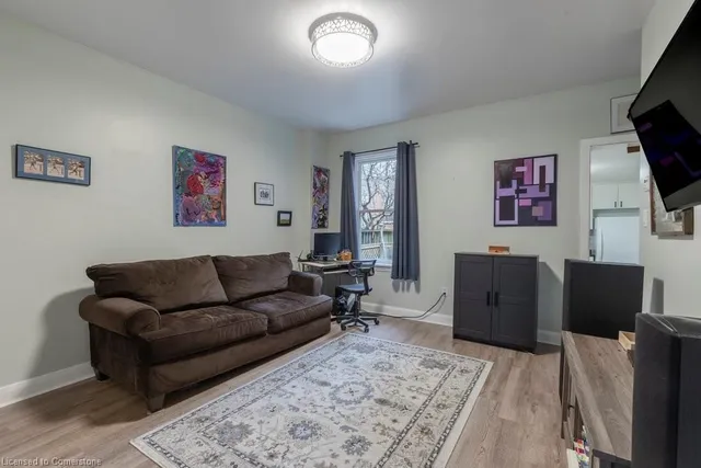 Additional property image - 196 Bold St