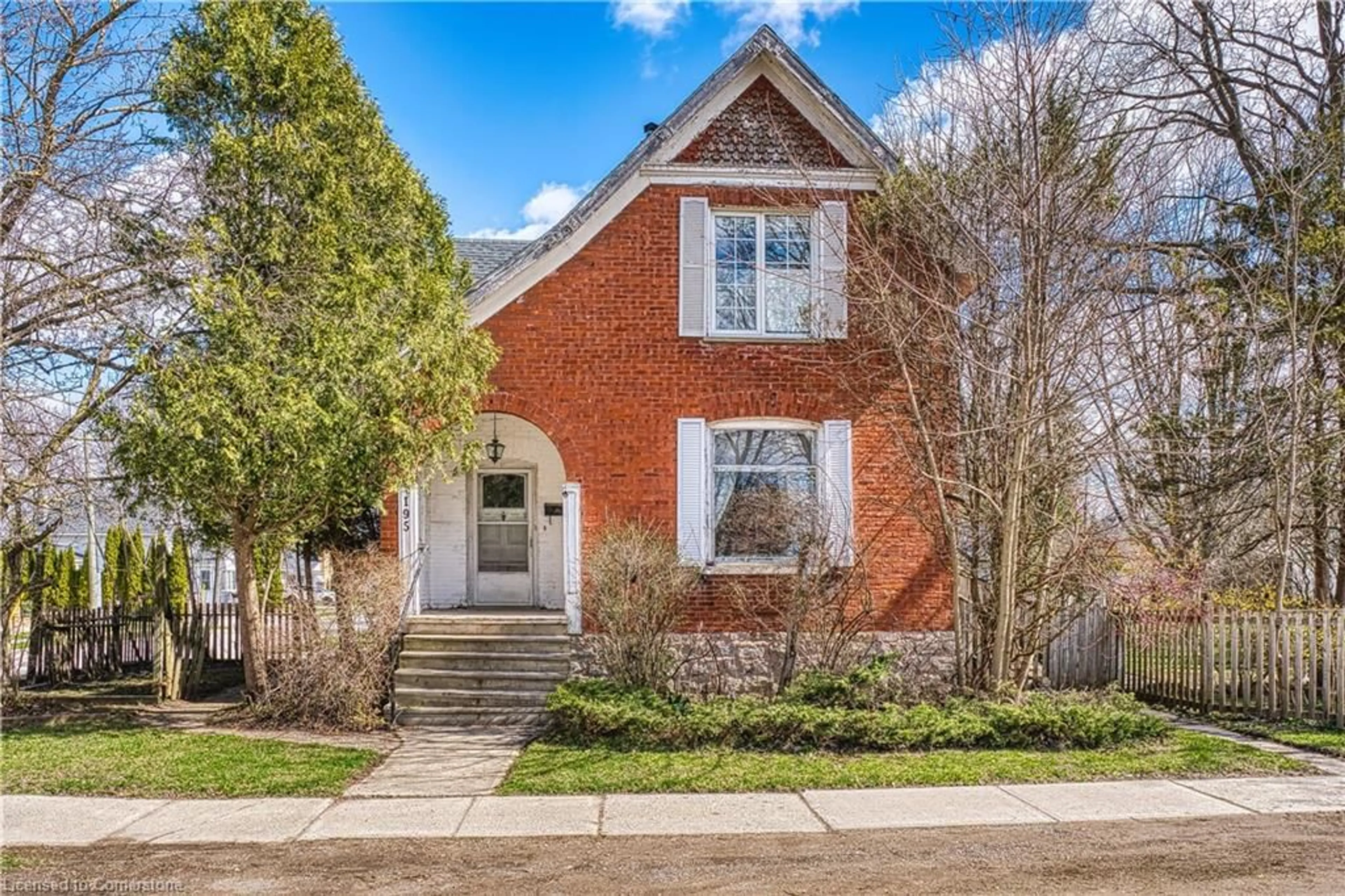 Home with brick exterior material, street for 195 Campbell St, Listowel Ontario N4W 1H8