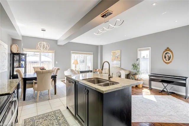 Additional image 35 of 370 Stonehenge Drive Dr Unit 22