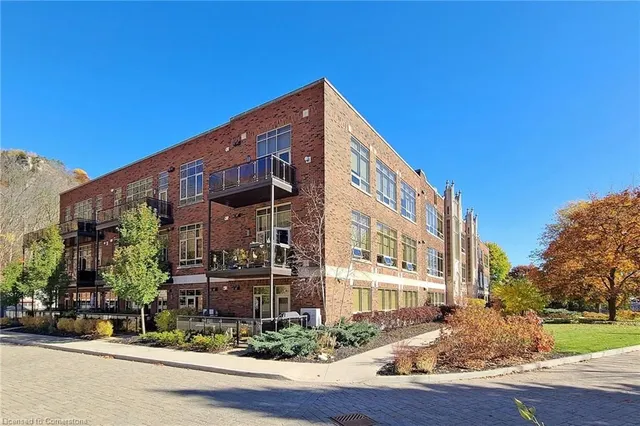 Additional property image - 397 King St Unit 108