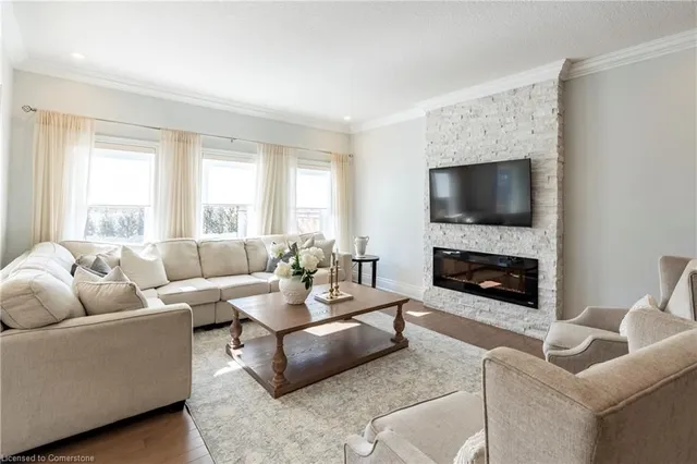 Additional property image - 565 Florencedale Cres