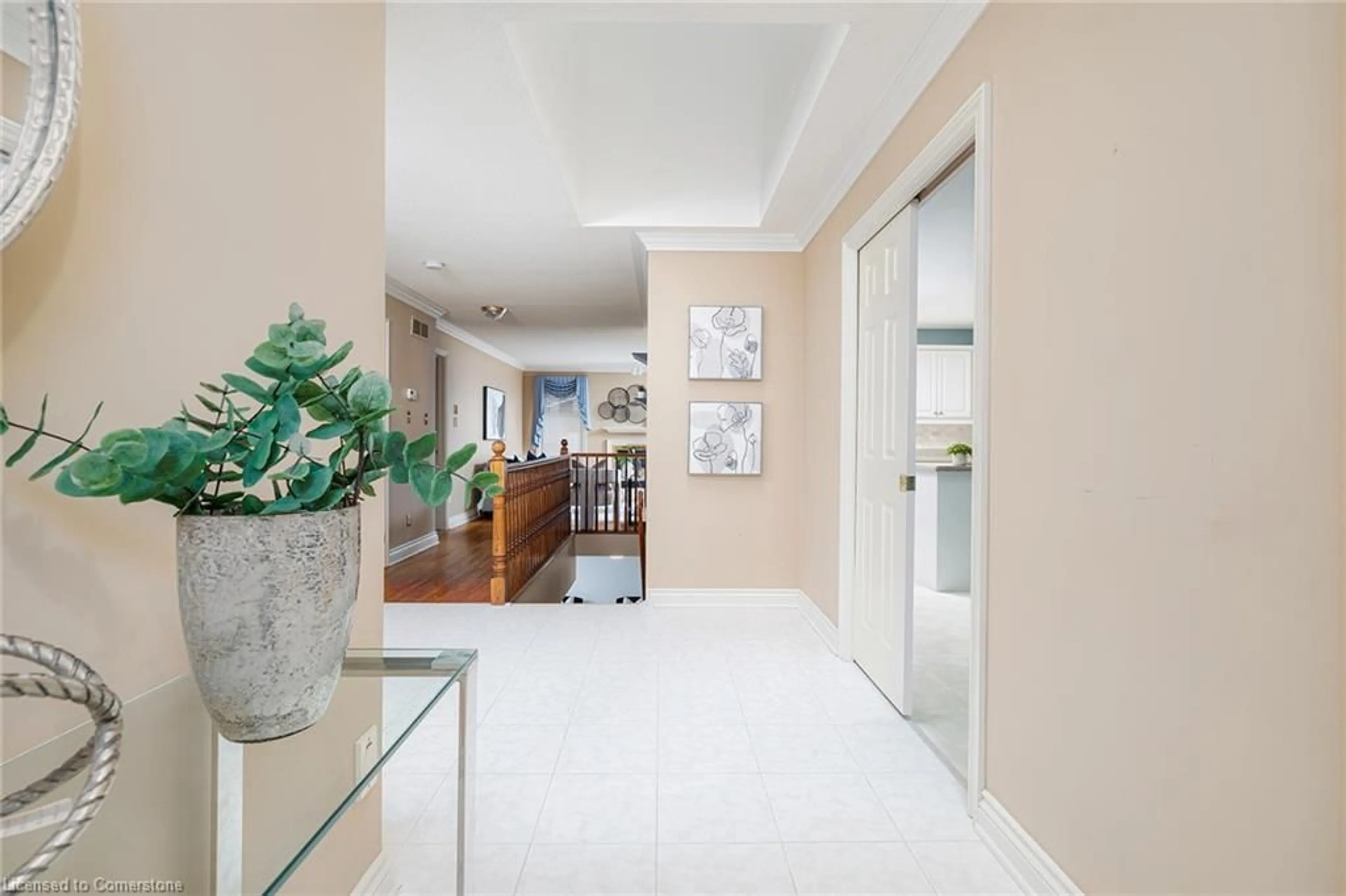 Indoor foyer for 1151 Riverside Dr #3, London Ontario N6H 2T7