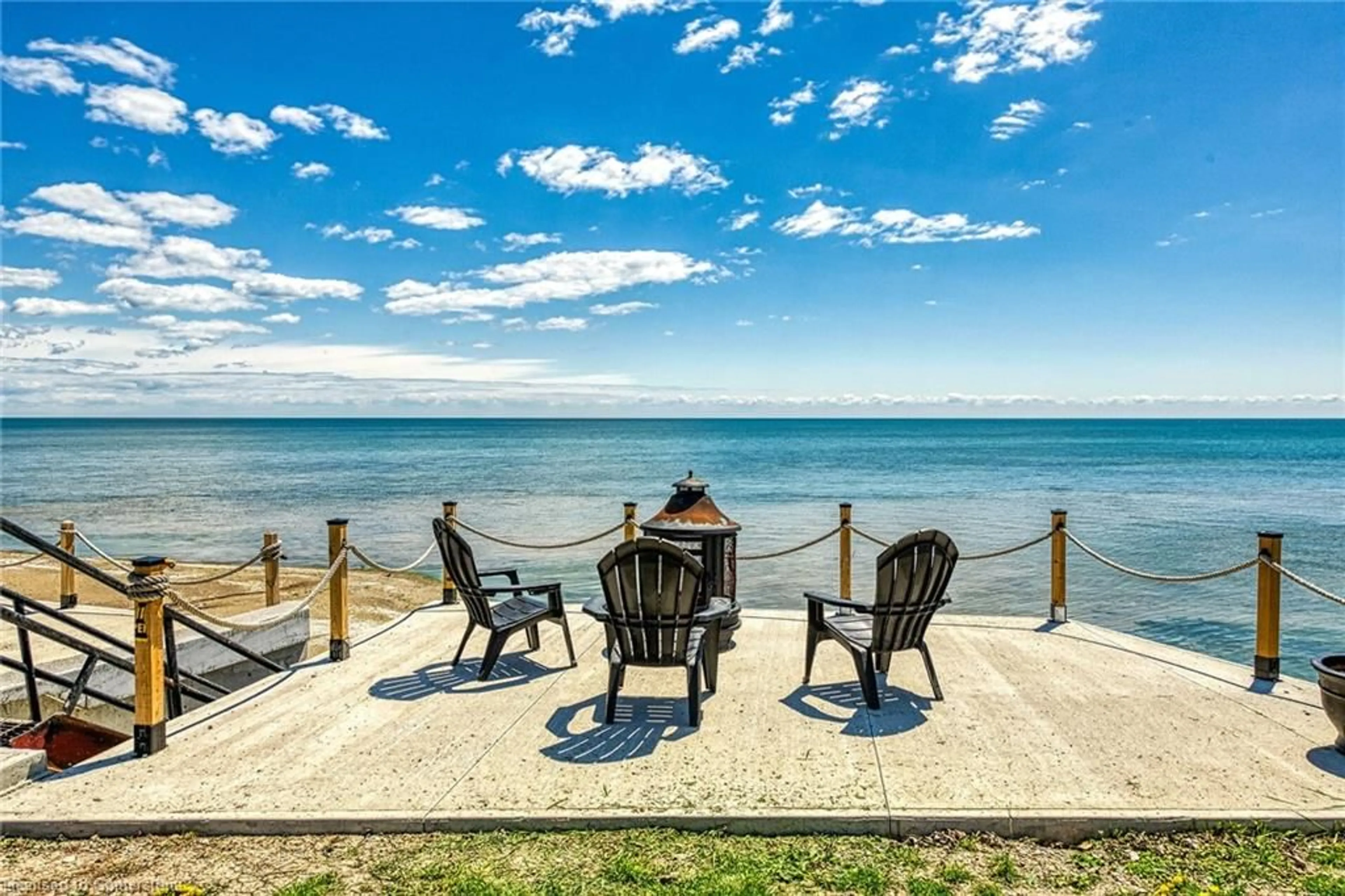 Patio, water/lake/river/ocean view for 1325 Lakeshore Rd, Selkirk Ontario N0A 1P0