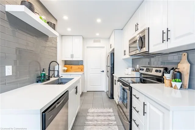 Additional property image - 11 Stockbridge Gdns Unit 5