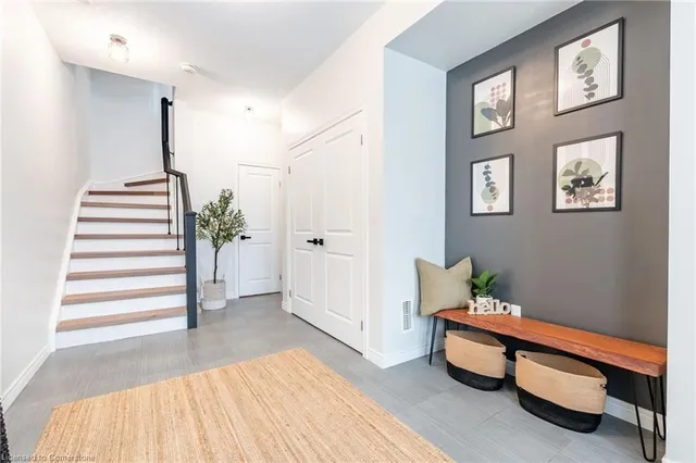 Additional property image - 11 Stockbridge Gdns Unit 5