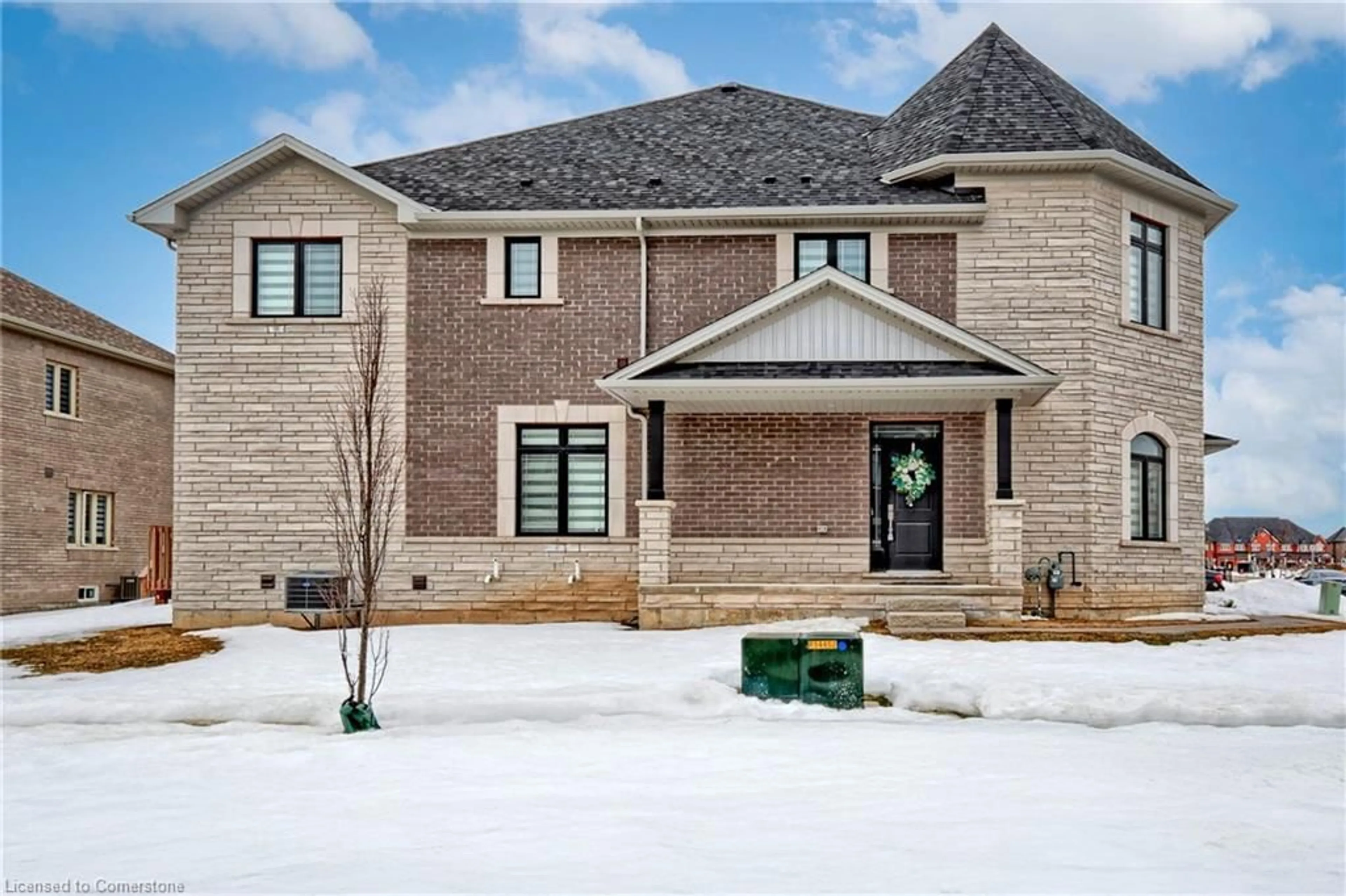 Home with brick exterior material, street for 58 Westfield Cres, Waterdown Ontario L8B 1X9