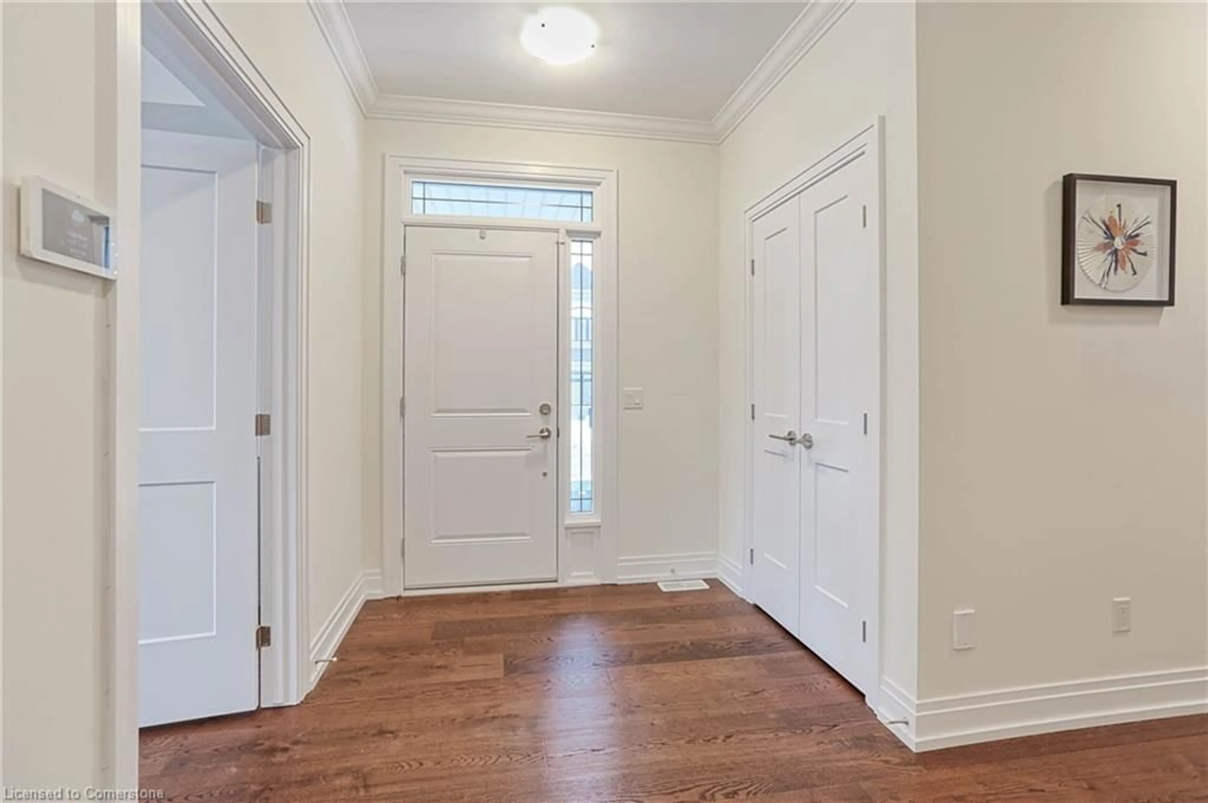 Indoor entryway for 58 Westfield Cres, Waterdown Ontario L8B 1X9