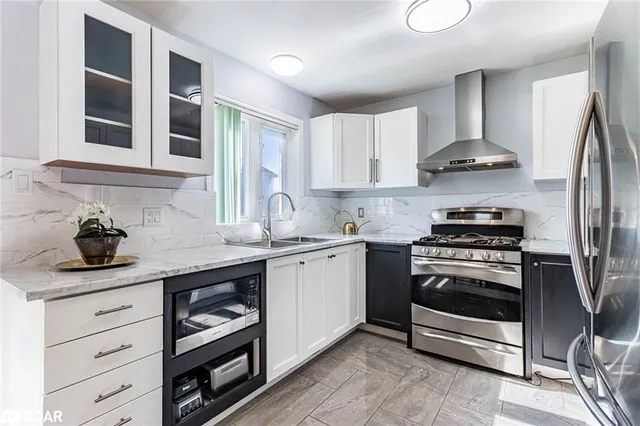 Additional property image - 450 Oaktree Cir