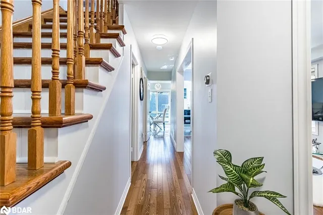 Additional property image - 450 Oaktree Cir