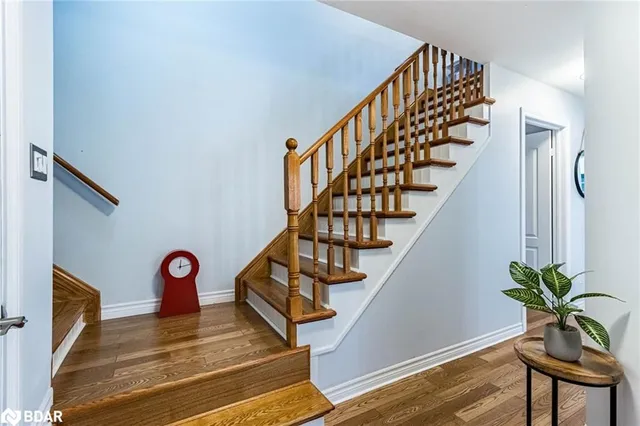 Additional property image - 450 Oaktree Cir