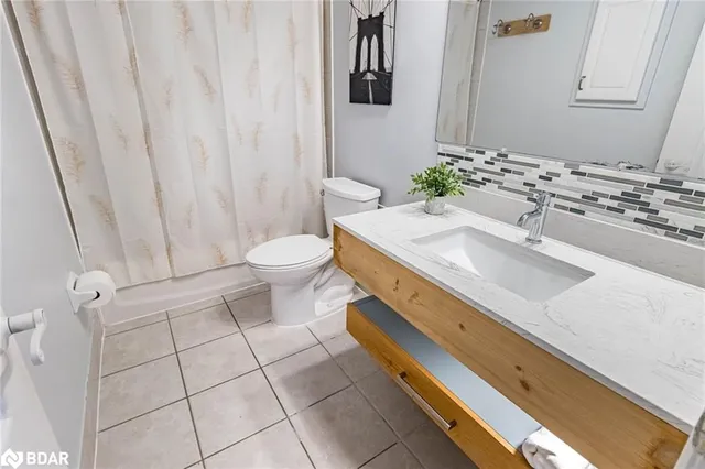 Additional property image - 450 Oaktree Cir