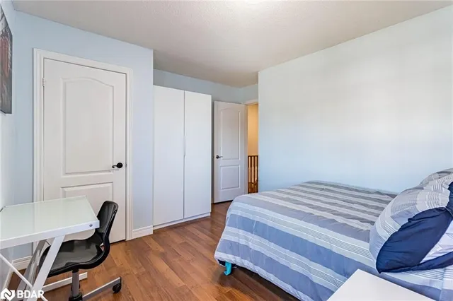 Additional property image - 450 Oaktree Cir