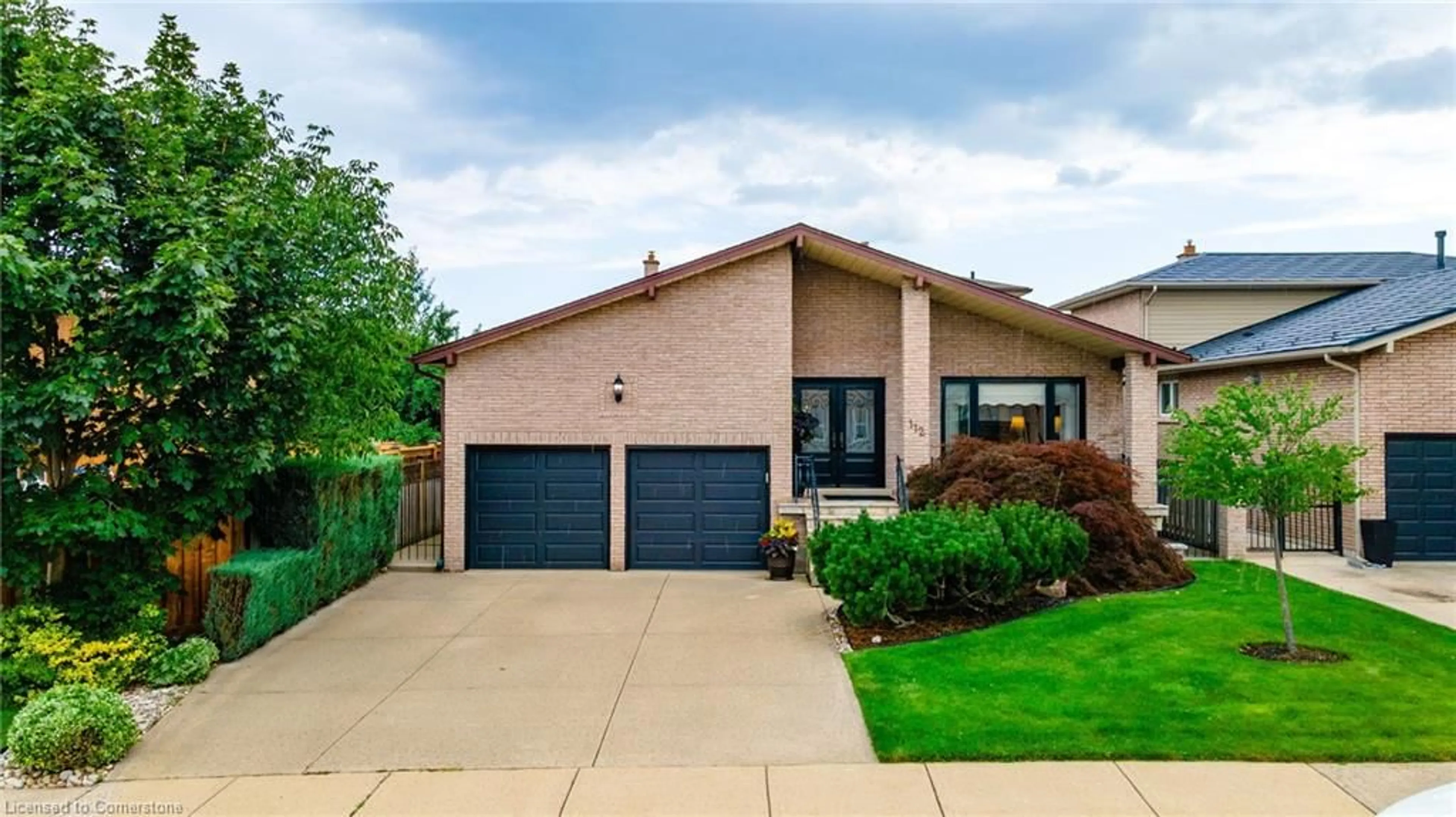 Home with brick exterior material, street for 112 Henley Dr, Stoney Creek Ontario L8E 4L8