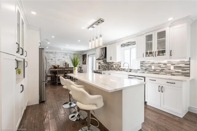 Additional property image - 68 Montmorency Dr