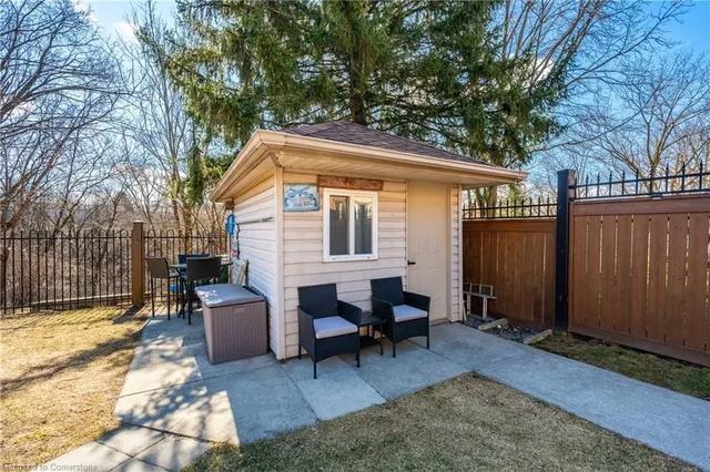 Additional property image - 68 Montmorency Dr